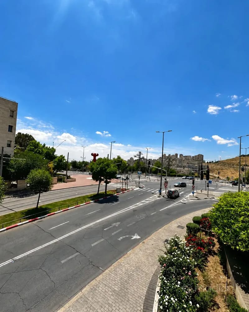 Фото с Madlan – 4 Комнаты • 2,650,000 ₪, משה דיין 105, Писгат-Зеэв, Иерусалим (1)