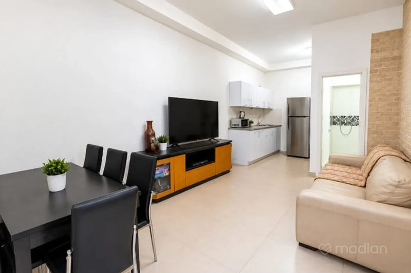 תמונה ממדלן – 2 חדרים • 1,190,000 ₪, אחיעזר 11, התקווה, תל אביב (1)