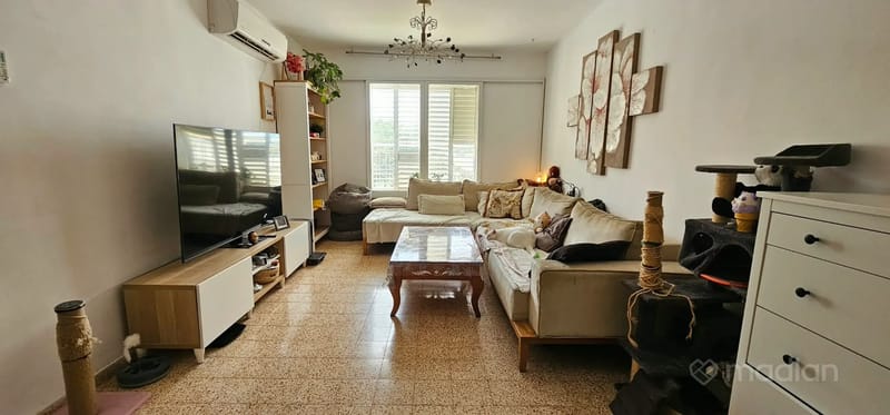 תמונה ממדלן – 4 חדרים • 3,500 ₪, סטרומה 5, קריית שפרינצק, חיפה (1)