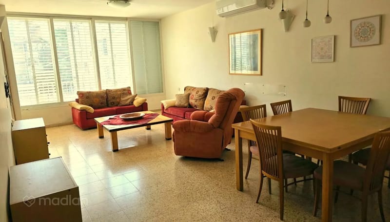 Photo from Madlan – 3 Rooms • ₪8,500, שרת משה 39, New North - Kikar HaMedina, Tel Aviv (1)