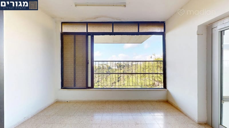 Photo from Madlan – 4 Rooms • ₪5,000, כבירים 10, Kabirim, Haifa (1)