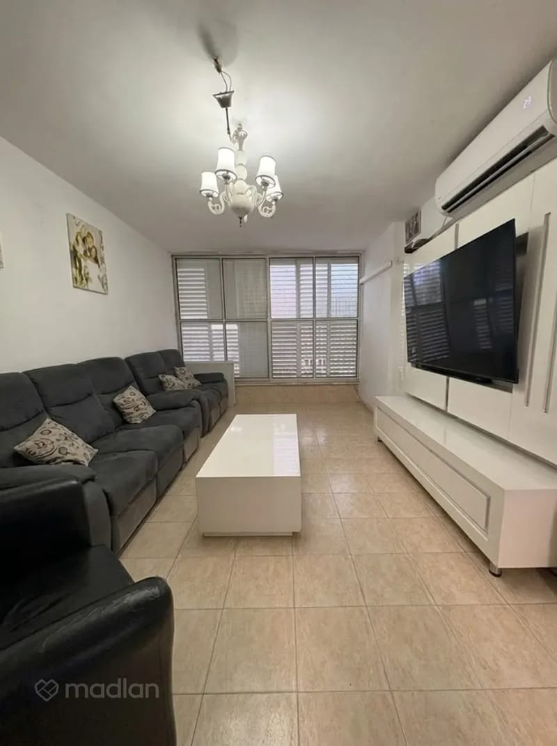 תמונה ממדלן – 3 חדרים • 1,690,000 ₪, גנרל קניג 2, הנביאים, בת ים (1)