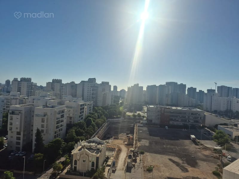 Фото с Madlan – 6 Комнаты • 8,900 ₪, הציונות 1, Рова Сити, Ашдод