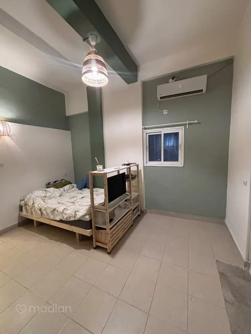 תמונה ממדלן – סטודיו • 4,450 ₪, פרץ חיות 14, לב תל אביב, תל אביב (1)