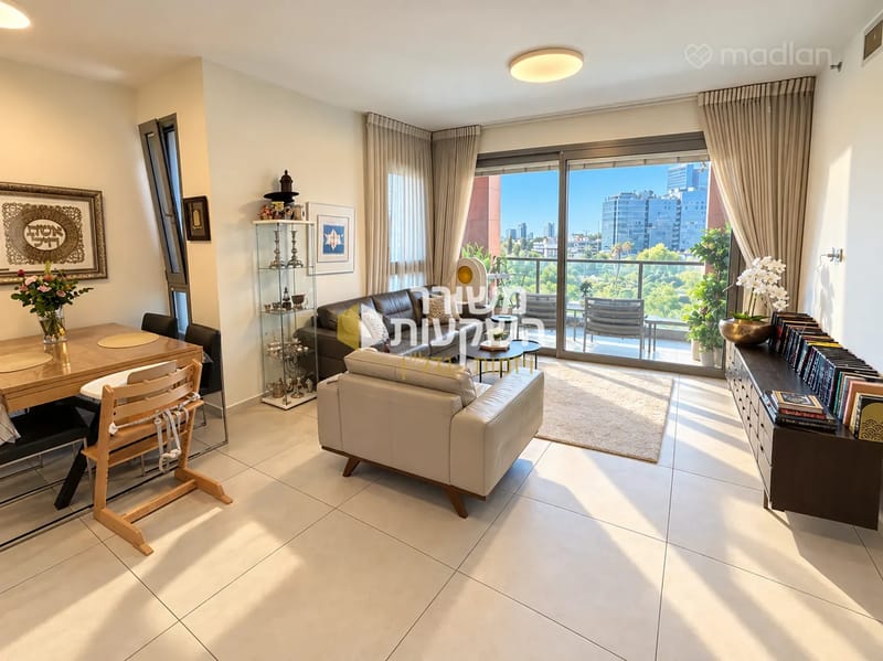תמונה ממדלן – 3 חדרים • 4,090,000 ₪, הרצליה הילס, הרצלייה ב', הרצליה (1)