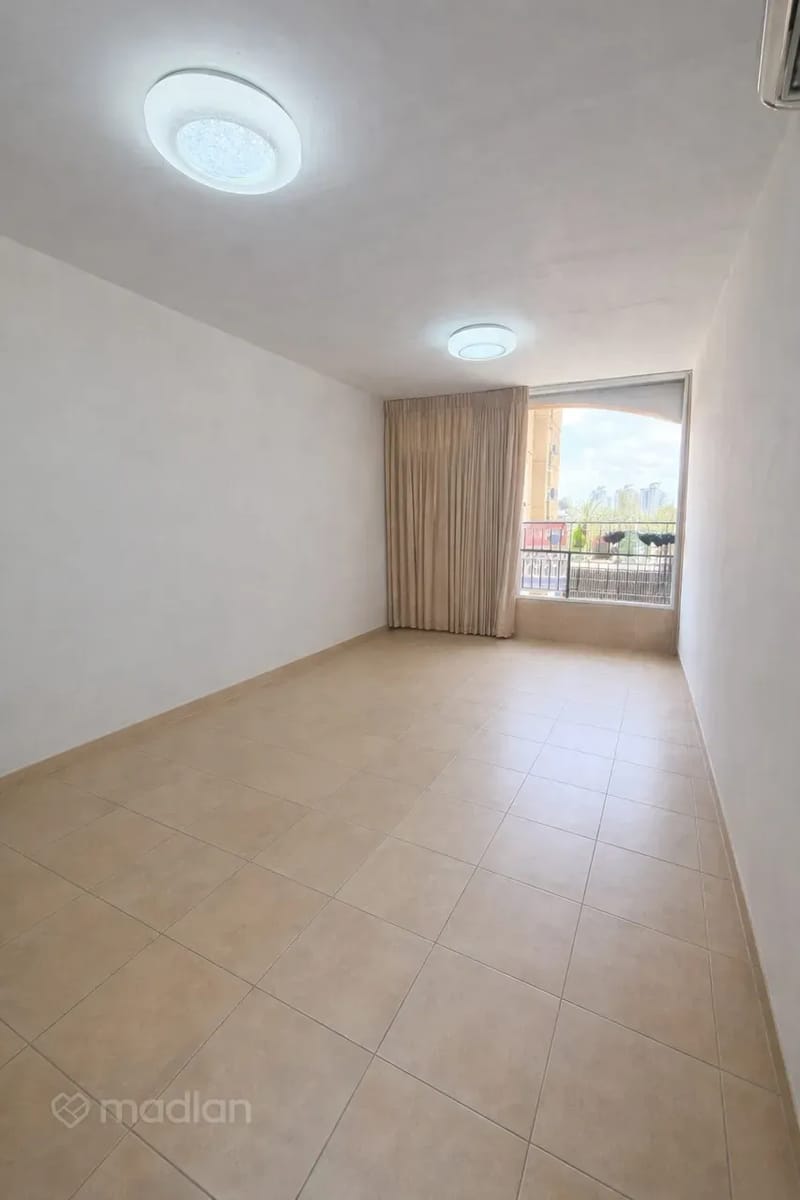 Photo from Madlan – 3.5 Rooms • ₪1,950,000, ליבנה 6, Nir Aviv, Tel Aviv (1)
