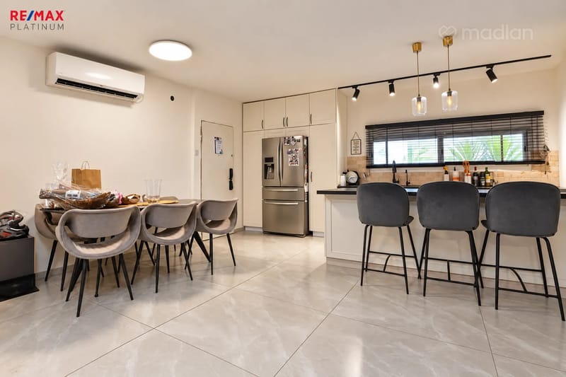 Photo from Madlan – 5 Rooms • ₪7,900, עזריאל 17, Ramat Shikma, Ramat Gan (1)