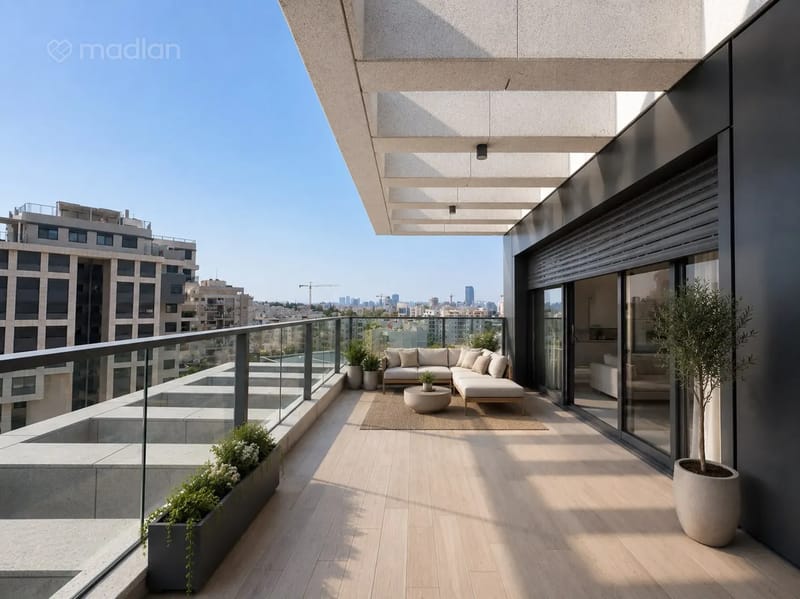 תמונה ממדלן – 6 חדרים • 11,800,000 ₪, הגנים 4, נווה גן, רמת השרון (1)