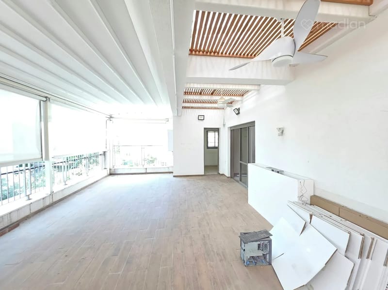 תמונה ממדלן – 6 חדרים • 4,190,000 ₪, פנינת הים 17, נווה ים, ראשון לציון (1)