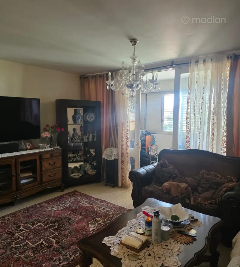 תמונה ממדלן – 5 חדרים • 9,000 ₪, יהודה הנשיא 28, נווה אביבים וסביבתה, תל אביב (1)