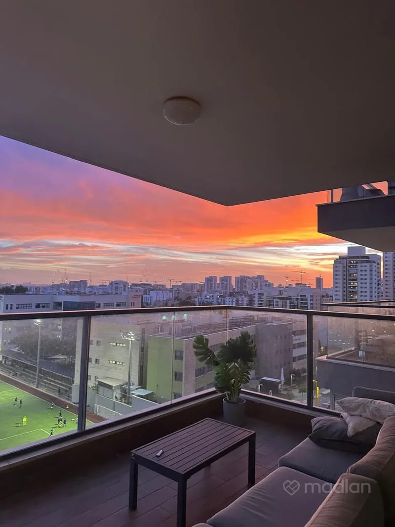 תמונה ממדלן – 4 חדרים • 8,800 ₪, דרך הים 16, גני תקווה, גני תקווה (1)