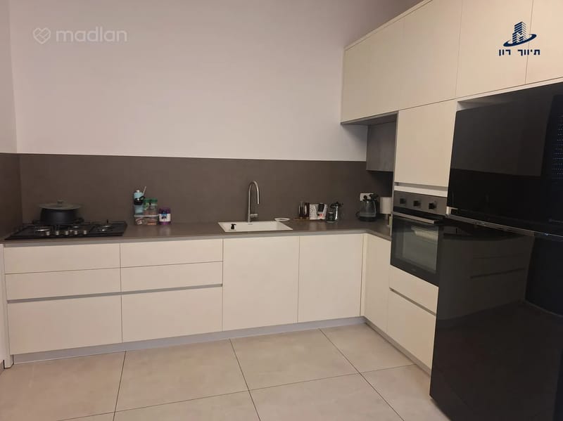 Photo from Madlan – 4 Rooms • ₪13,500, שיינקין 25, Sheinkin, Givatayim (1)