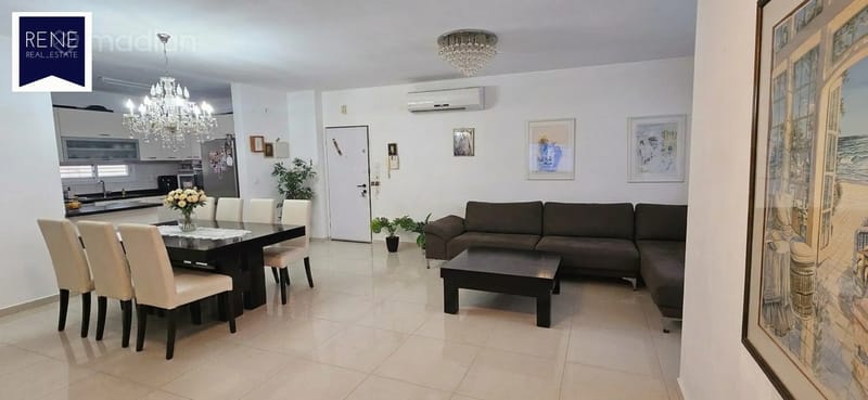 תמונה ממדלן – 4 חדרים • 2,490,000 ₪, חלמונית 27, קריית ראשון, ראשון לציון (1)