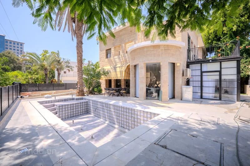 תמונה ממדלן – 4 חדרים • 30,000 ₪, דוד המלך 118, הרצלייה פיתוח, הרצליה (1)