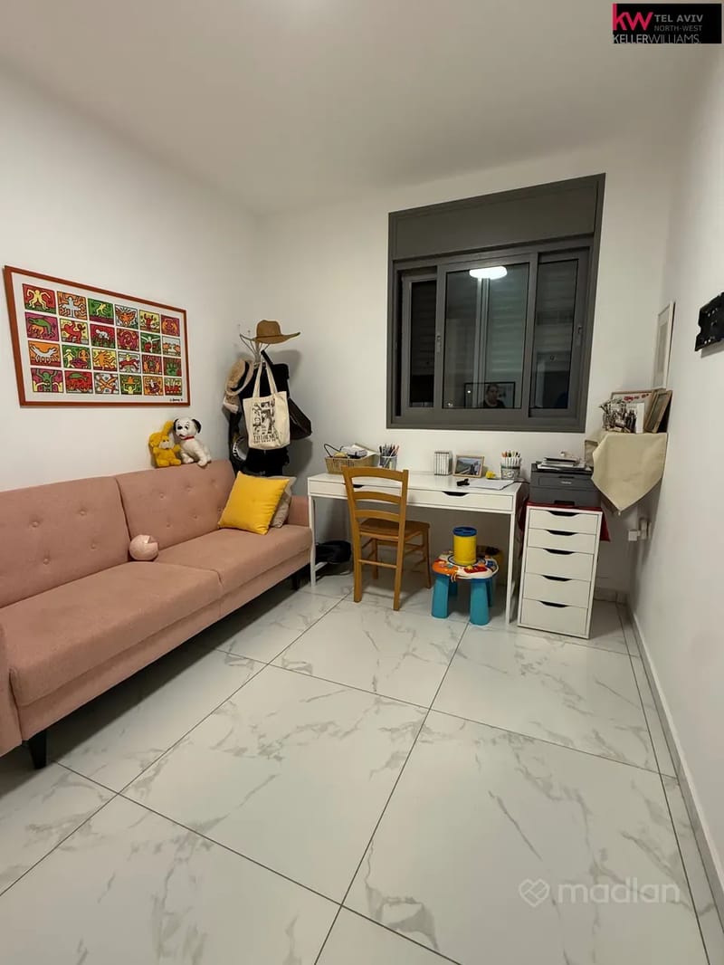 Photo from Madlan – 4 Rooms • ₪12,900, יהודה עמיחי 4, Tochnit L, Tel Aviv (1)