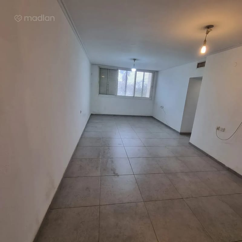 תמונה ממדלן – 5 חדרים • 7,000 ₪, רותם 15, נווה נוף, לוד (1)