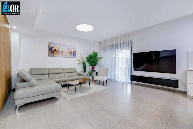 תמונה ממדלן – 5 חדרים • 4,450,000 ₪, אורנה פורת 14, רקפות, ראשון לציון (1)