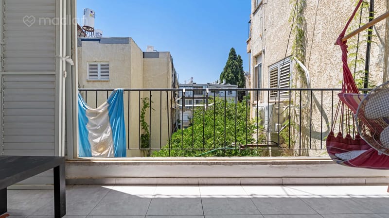 תמונה ממדלן – 2 חדרים • 2,395,000 ₪, כצנלסון 143, פועלי הרכבת, גבעתיים (1)
