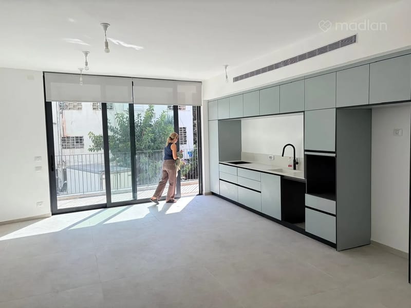 תמונה ממדלן – 4 חדרים • 13,500 ₪, נהר דעא 11, הצפון החדש - החלק הדרומי, תל אביב (1)