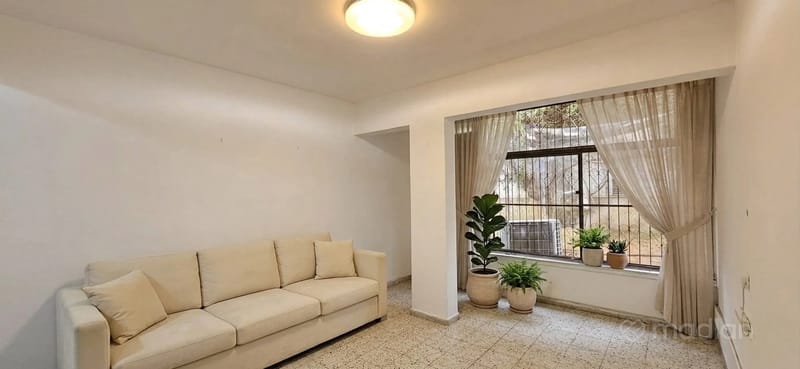 תמונה ממדלן – 2 חדרים • 2,270,000 ₪, ההדר 1, רמת גן (1)