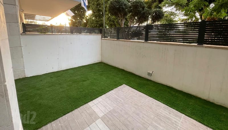 תמונה מיד2 – 4 חדרים • 9,000 ₪, וייצמן 129, קריית שז"ר, רעננה (1)