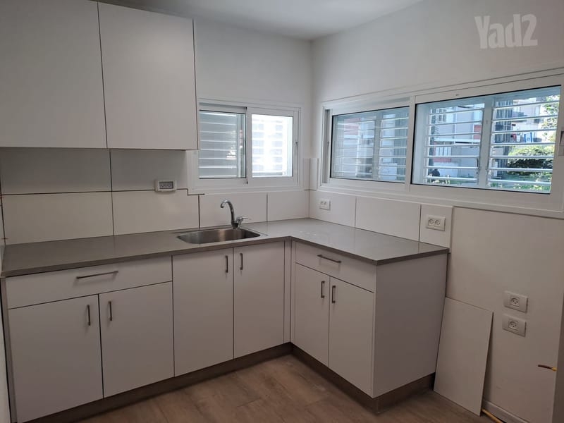 Photo from Yad2 – 4 Rooms • ₪5,300, דוד המלך 3, Aviv, Rosh HaAyin (1)
