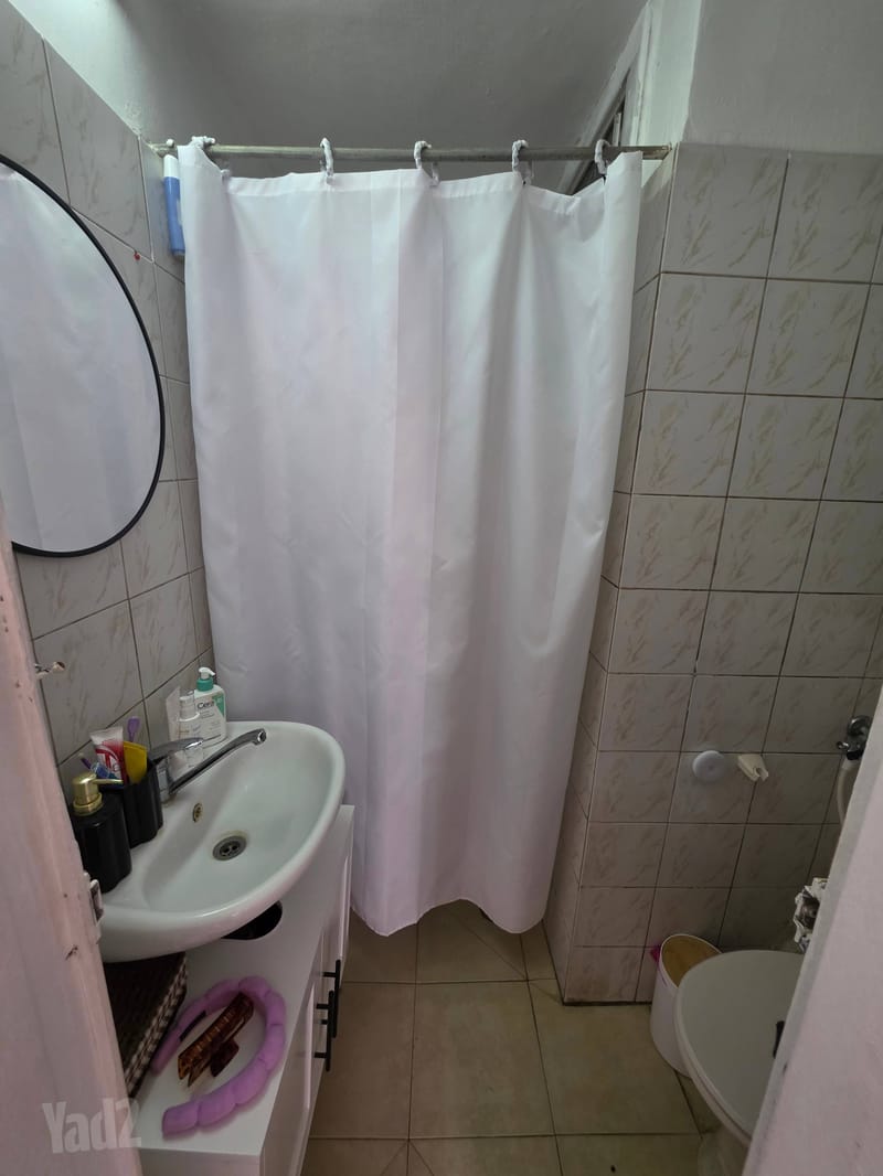 תמונה מיד2 – 2 חדרים • 3,500 ₪, קדושי עירק 22, רמת ידין, נתניה (1)