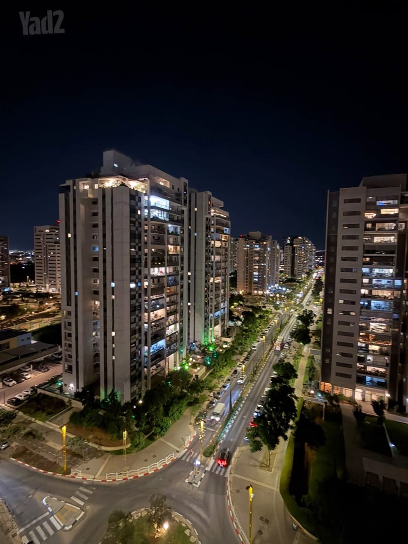 תמונה מיד2 – 5 חדרים • 10,500 ₪, דרך המשי 13, גני תקווה, גני תקווה (1)