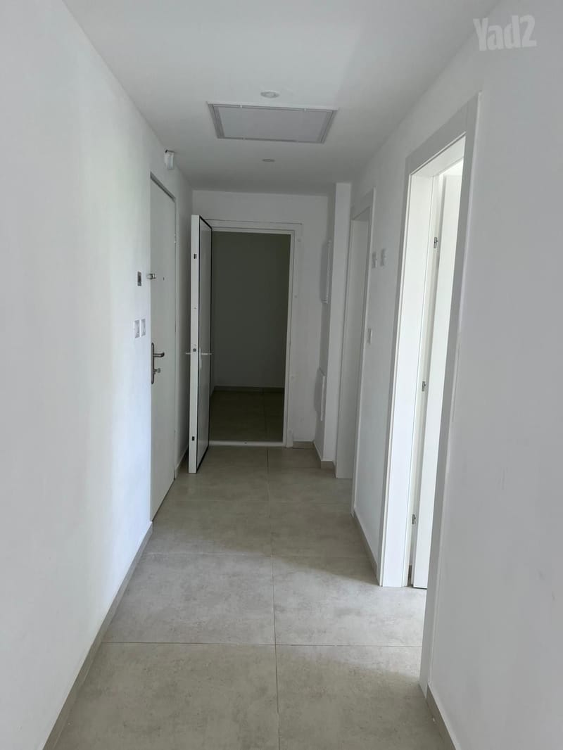 תמונה מיד2 – 2.5 חדרים • 2,600,000 ₪, טרומפלדור 10, פועלים ד', כפר סבא (1)