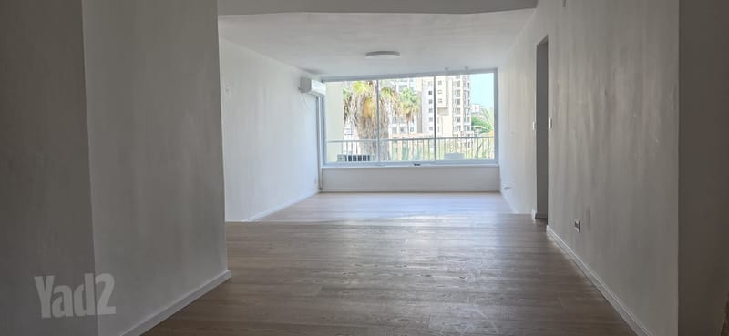 תמונה מיד2 – 4 חדרים • 10,800 ₪, יהודה בורלא 48, תוכנית ל', תל אביב (1)