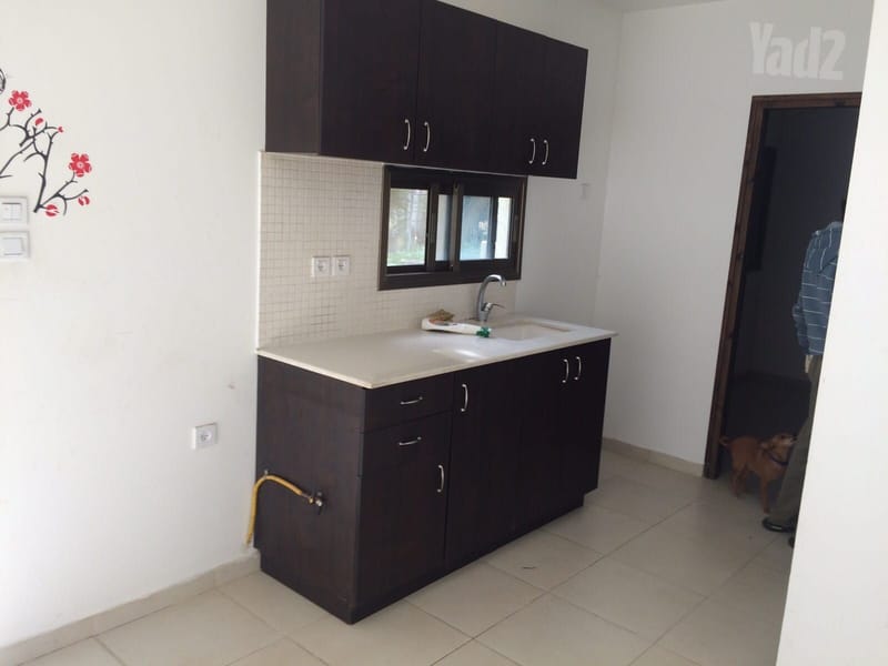 Фото с Yad2 – 2 Комнаты • 3,800 ₪, פאול גרונינגר 1, Кирьят Давид Элазар, Петах-Тиква (1)