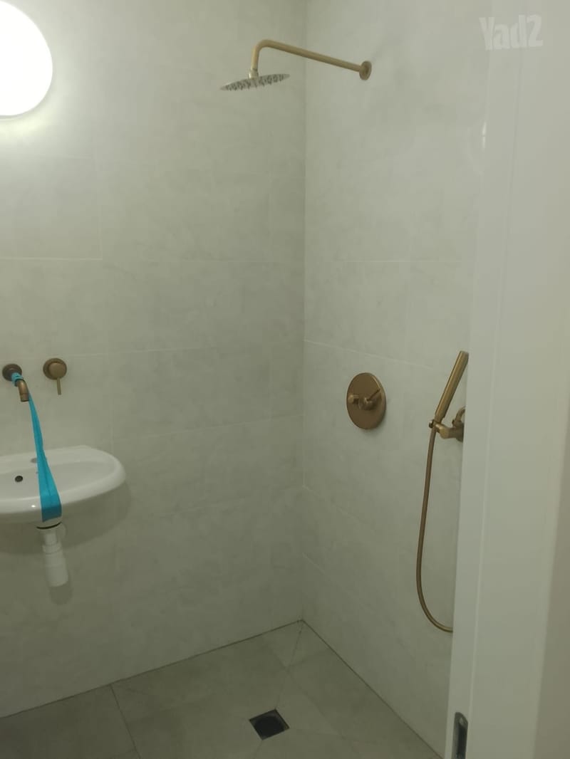 תמונה מיד2 – 3 חדרים • 3,000 ₪, דוד רזיאל 6, רמת אשכול, אשקלון (1)