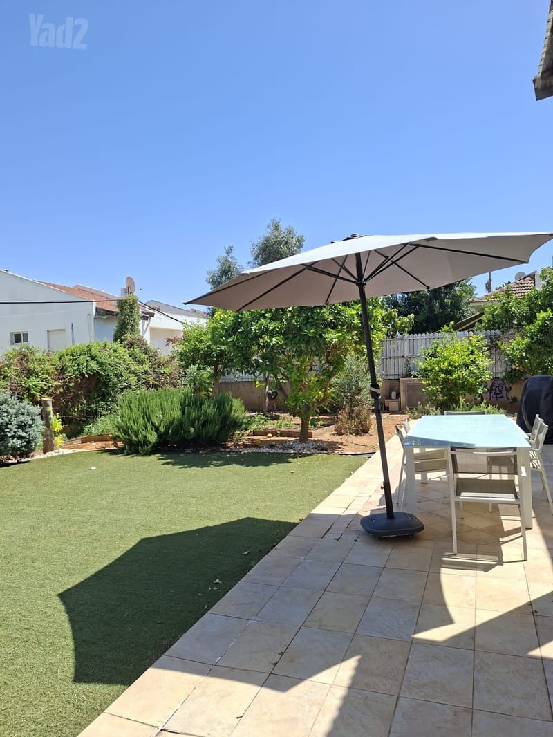 תמונה מיד2 – 8 חדרים • 9,990,000 ₪, נווה עמל, הרצליה (1)