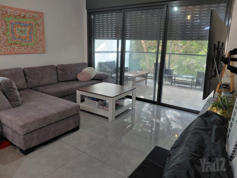תמונה מיד2 – 4 חדרים • 8,800 ₪, משה וילנסקי 60, נווה זמר, רעננה (1)