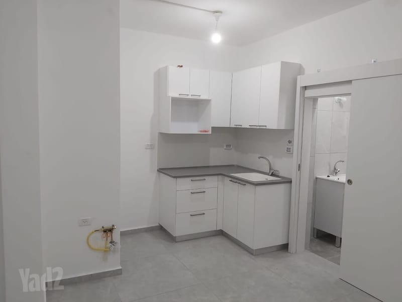 תמונה מיד2 – 2 חדרים • 4,000 ₪, הרב שלום שבזי 98, שבזי, ראש העין (1)