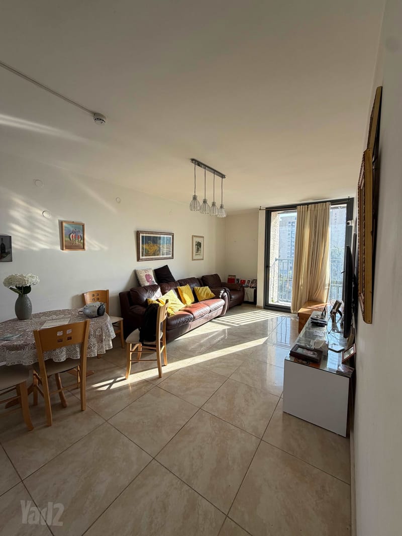 Photo from Yad2 – 2 Rooms • ₪2,000,000, זאב וילנאי 4, Kiryat HaLeom, Jerusalem (1)