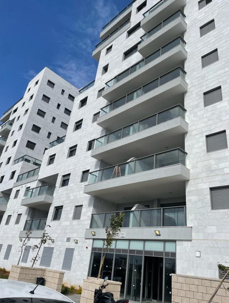 Photo from Yad2 – 4 Rooms • ₪5,500, שדרות אריה תגר 19, Herzog, Ashkelon (1)