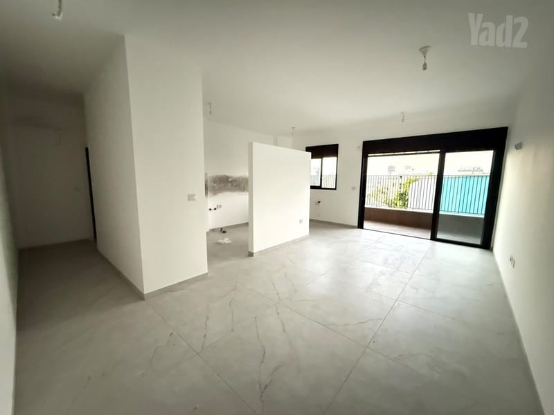 תמונה מיד2 – 5 חדרים • 9,800 ₪, בן זומא, רמת אהרון, בני ברק (1)