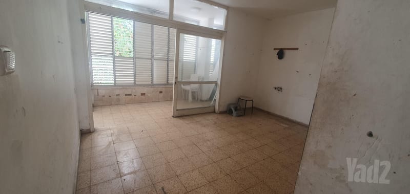 Фото с Yad2 – 4 Комнаты • 13,500 ₪, דוד וולפסון 1, Эйн Ганим, Петах-Тиква (1)