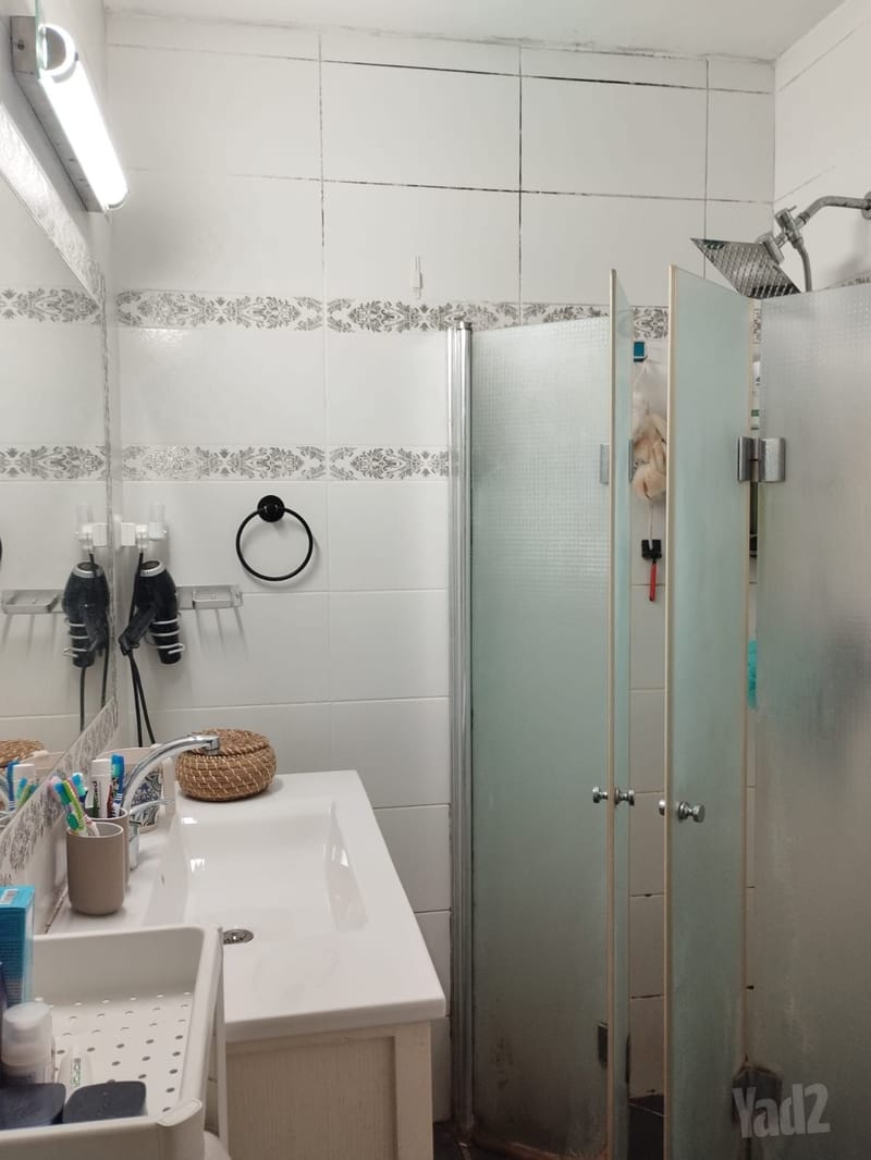 תמונה מיד2 – 4 חדרים • 6,000 ₪, נורדאו 6, קרית נורדאו, נתניה (1)