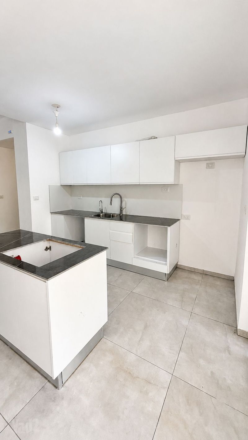 Photo from Yad2 – 5 Rooms • ₪6,900, לוטוס, Kabirim, Haifa (1)
