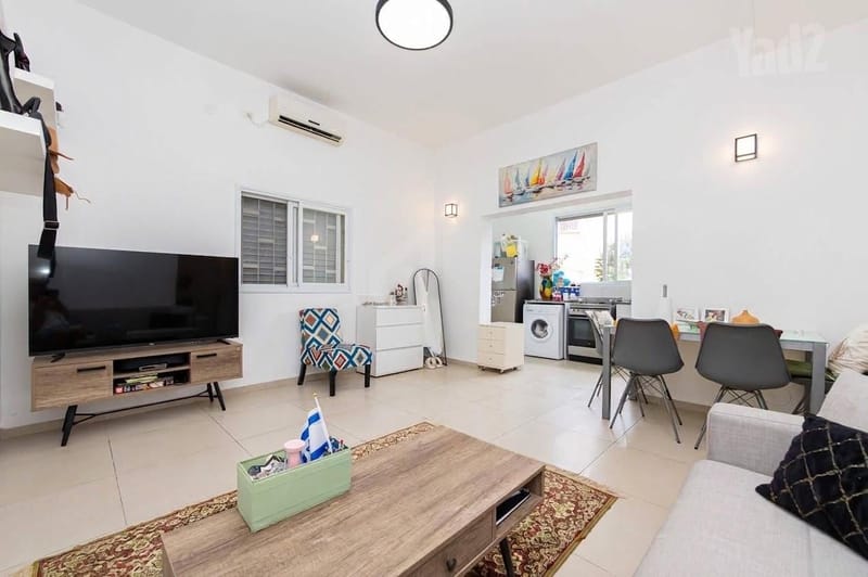 תמונה מיד2 – 2 חדרים • 2,800 ₪, רבי עקיבא 35, המיימוני, חיפה (1)