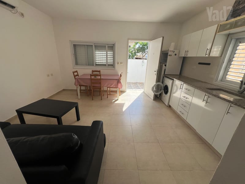 תמונה מיד2 – 2 חדרים • 2,200 ₪, ארלוזורוב 24, שכונה ג', באר שבע (1)