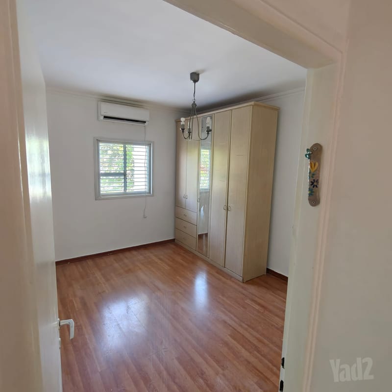 Photo from Yad2 – 5 Rooms • ₪8,600, נורית 1, Maoz, Kfar Saba (1)