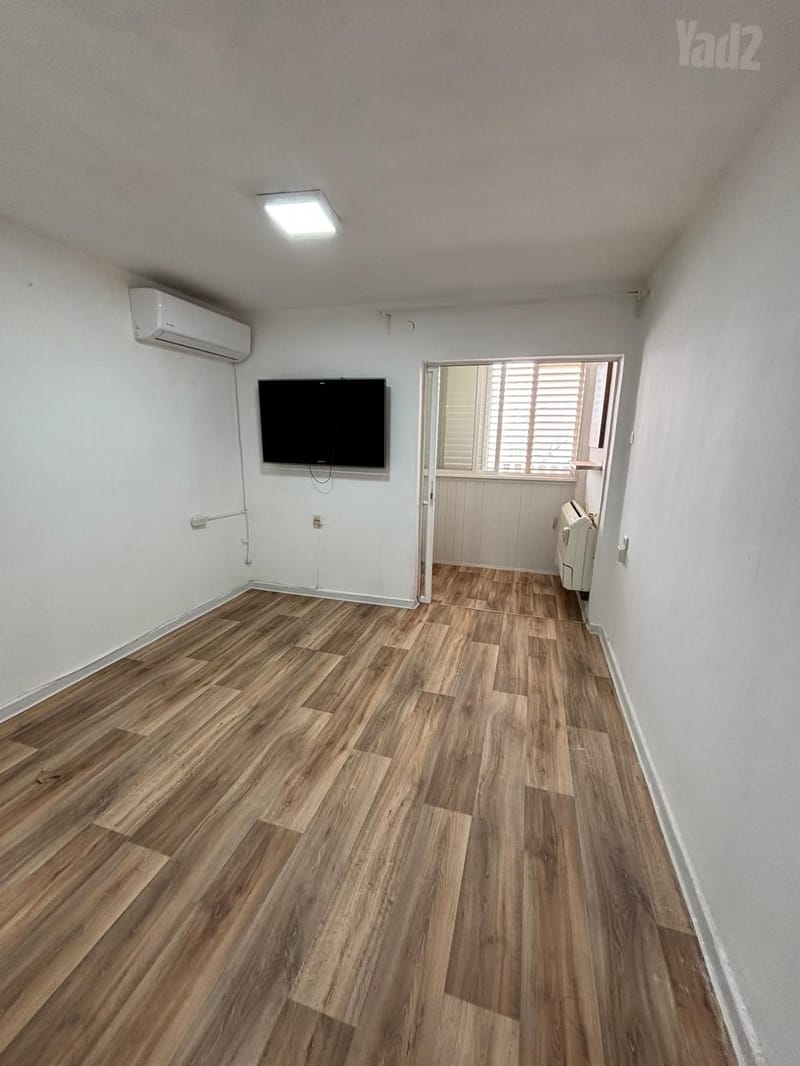 תמונה מיד2 – 3 חדרים • 3,950 ₪, שלום צלח 8, הדר גנים, פתח תקווה (1)