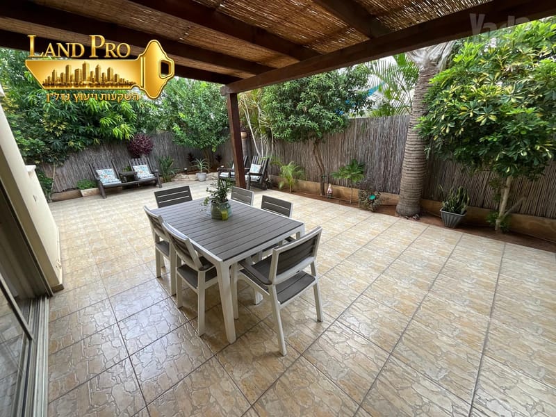 תמונה מיד2 – 6 חדרים • 5,700,000 ₪, צמרות, ראשון לציון (1)