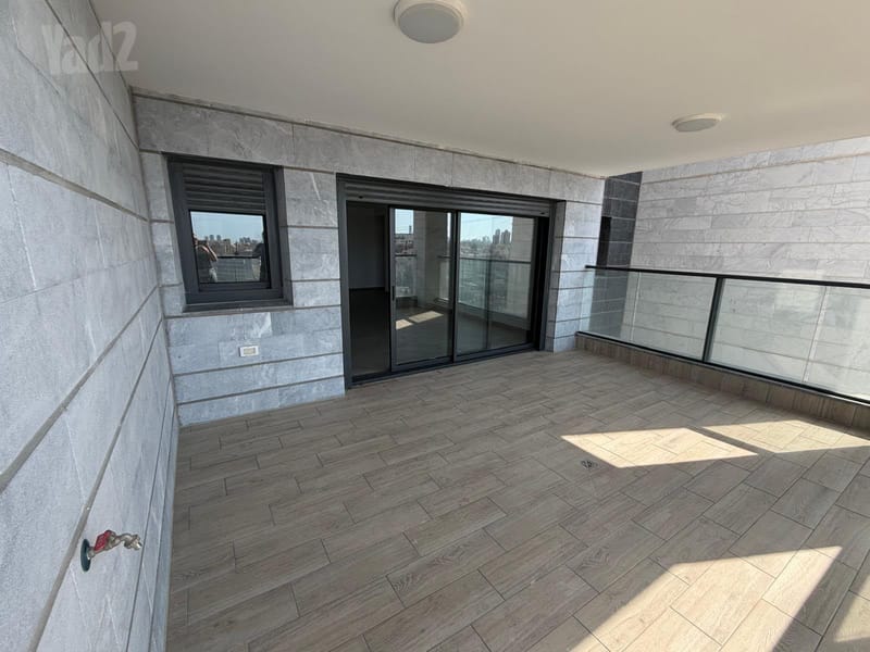 תמונה מיד2 – 6 חדרים • 9,500 ₪, דוד בן גוריון 2, גיורא, גבעת שמואל (1)