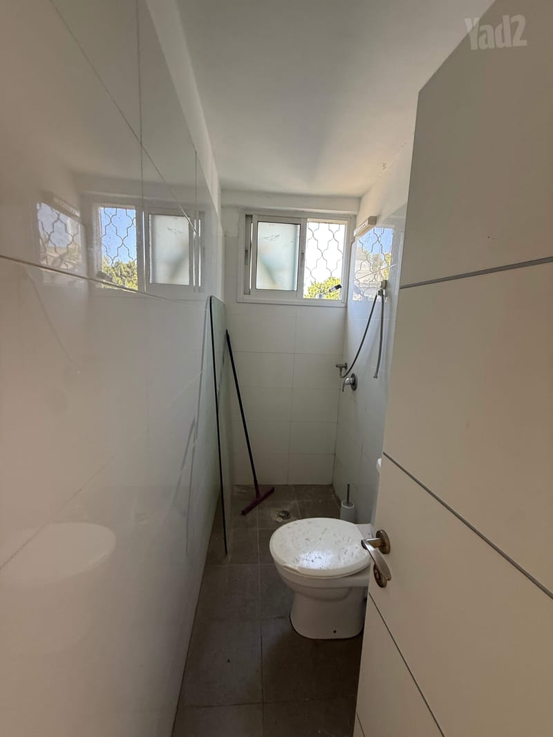 תמונה מיד2 – 2 חדרים • 3,860 ₪, אח"י דקר 30, נווה שרת, תל אביב (1)