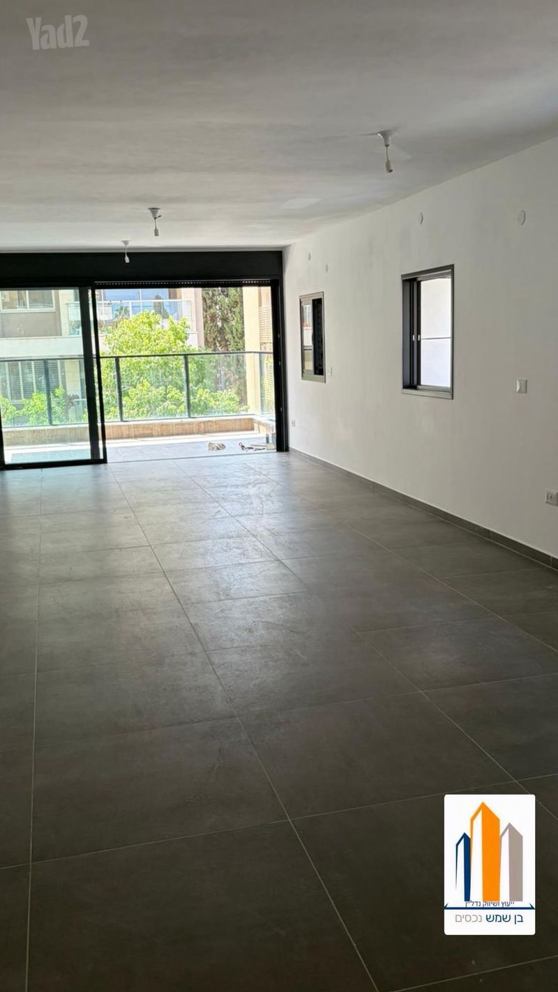 תמונה מיד2 – 5 חדרים • 12,000 ₪, כ"ט בנובמבר 5, הרצלייה הירוקה, הרצליה (1)