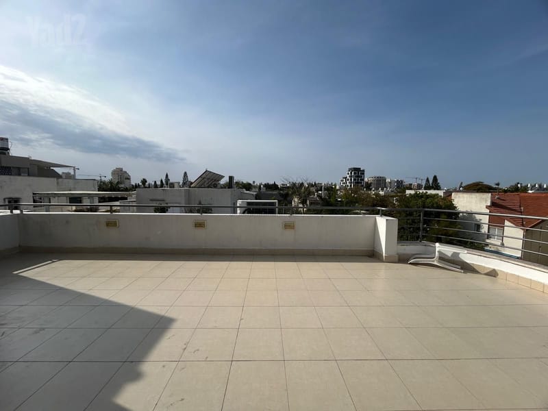 תמונה מיד2 – 4 חדרים • 14,500 ₪, גני צהלה,רמות צהלה, תל אביב (1)